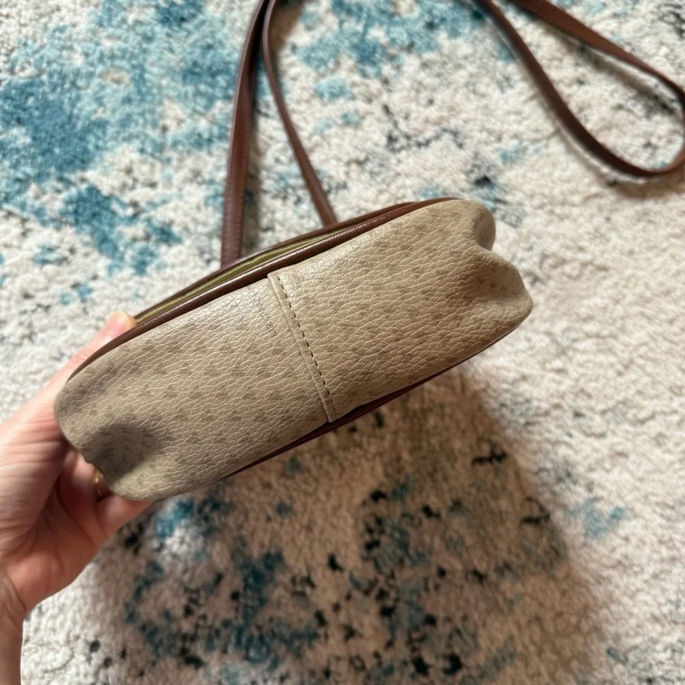 Vintage Liz Claiborne Crossbody - Picture 4 of 13